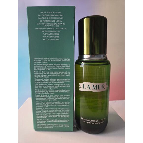 La mer The Treatment Lotion 5fl oz/150ml. Retail $190 - Picture 3 of 3